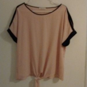Short sleeve blouse